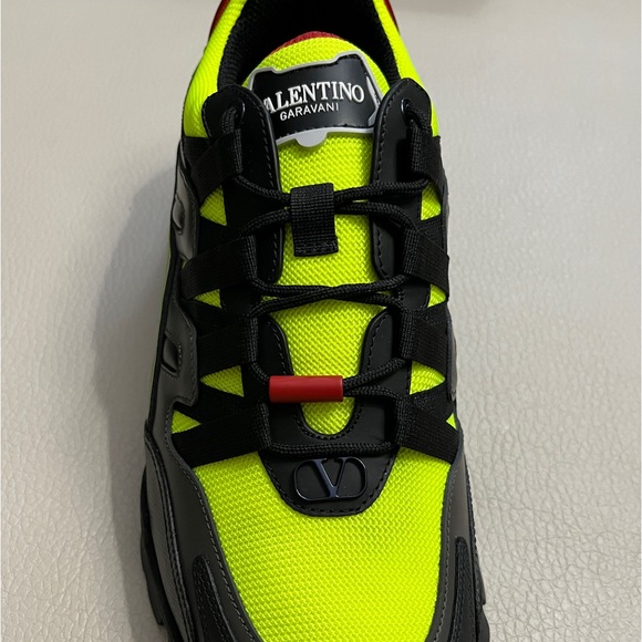 NWB - Valentino Garavani Climber Mesh Men’s Sneaker- Made in Italy - EU 42/US 9 - Picture 3 of 13